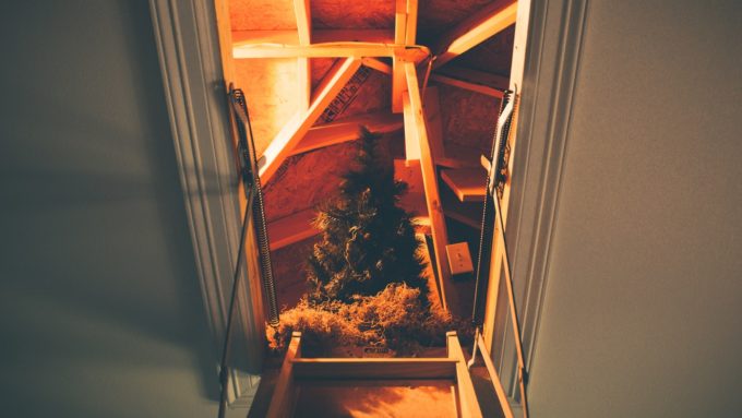 attic space christmas tree
